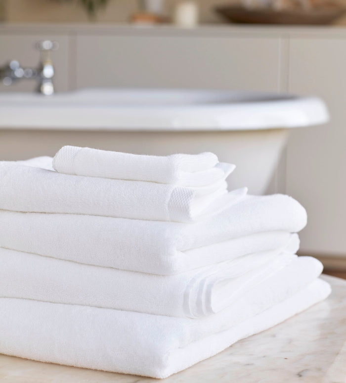 White Luxury 100% Cotton Towels
